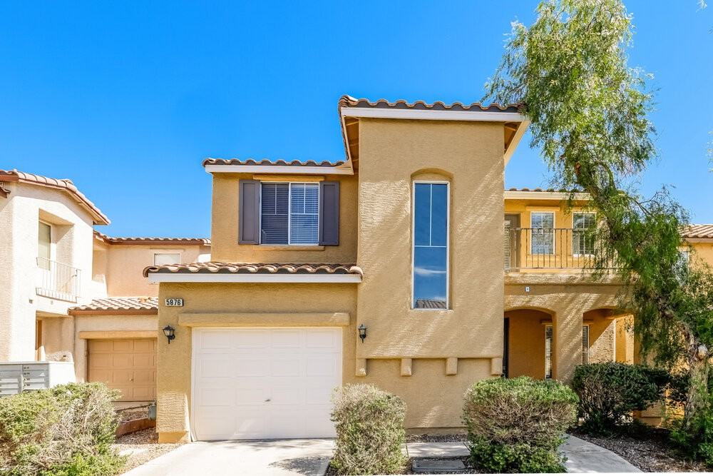 5876 Secret Island Dr