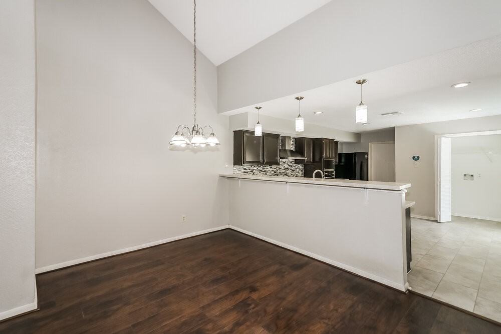 12723 Ashford Knoll Dr - Photo 6 of 16