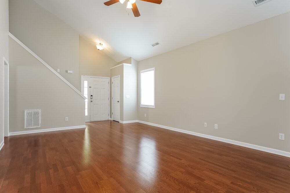2608 Dality Dr - Photo 4 of 17