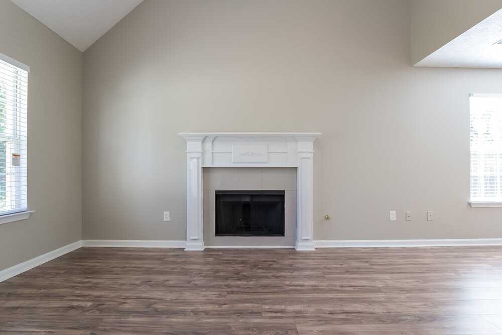 501 St Charles Ave - Photo 2 of 15
