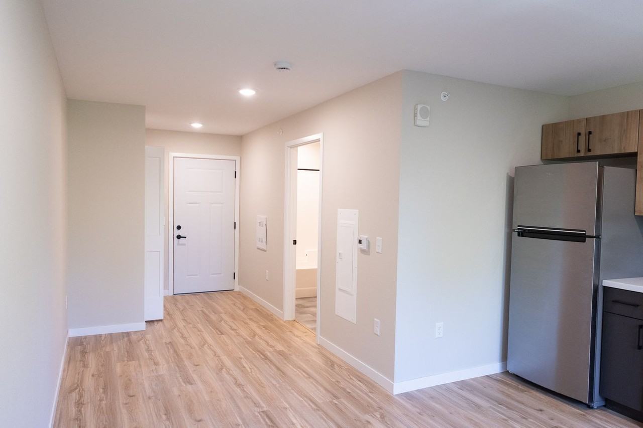 Riverview Apartments - Photo 5 of 16