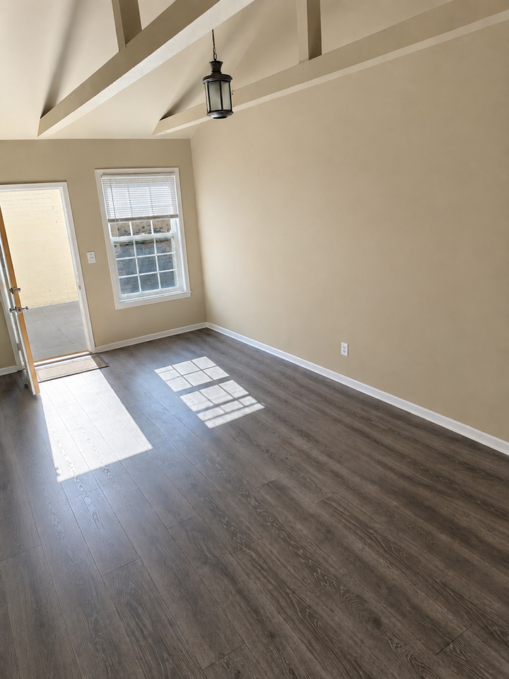 Hathway Ave - Photo 4 of 11