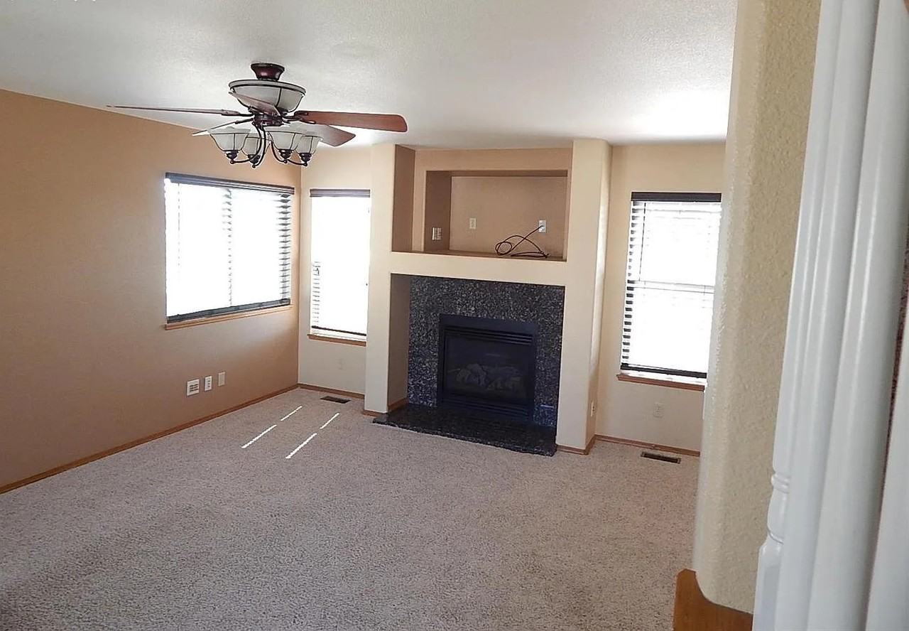 3930 Pronghorn Meadows Cir #1 - Photo 4 of 10