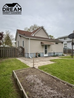 124 St Vincent St #1 - Photo 3 of 15