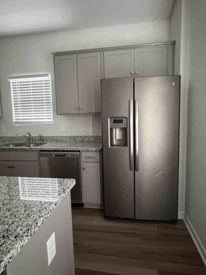 1317 Boswell Ct #1 - Photo 4 of 27
