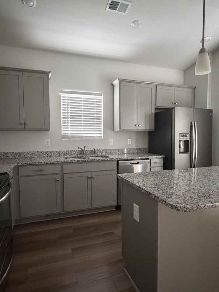 1317 Boswell Ct #1 - Photo 7 of 27