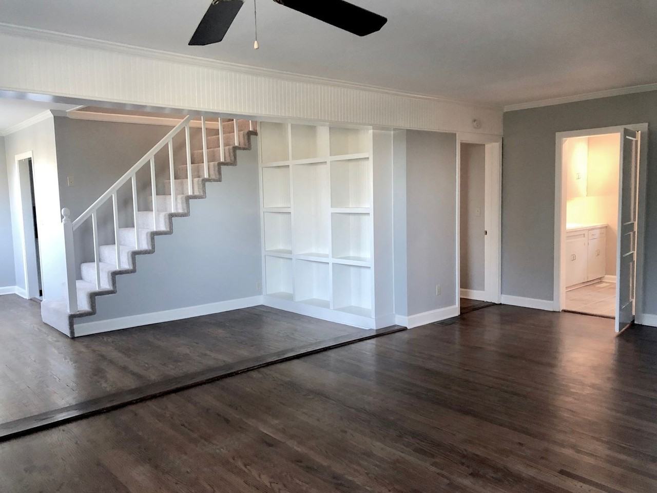 721 Kendall Dr - Photo 2 of 12
