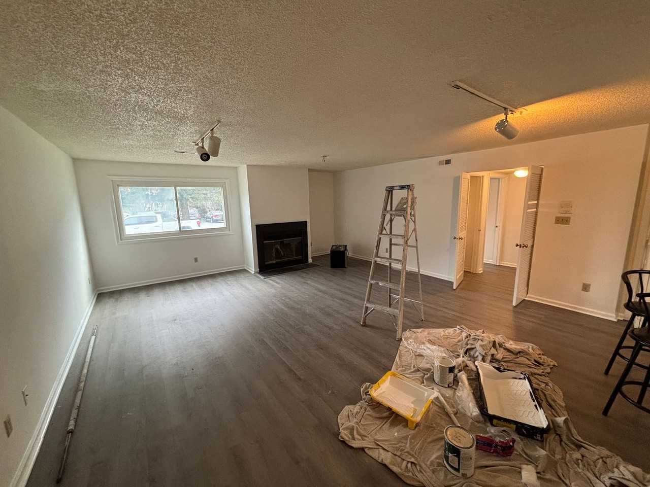 315 24th St - Photo 7 of 14