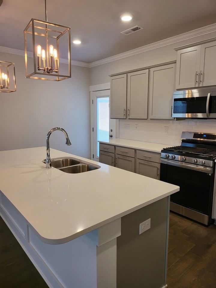 124 Keller Dr - Photo 6 of 33