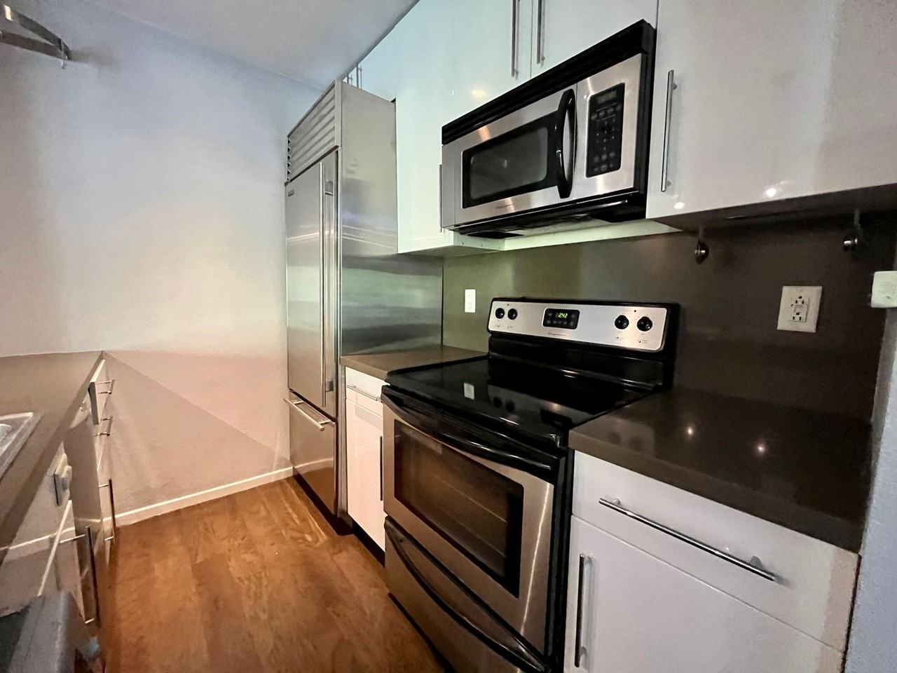 141 S Clark Dr #306 - Photo 6 of 12