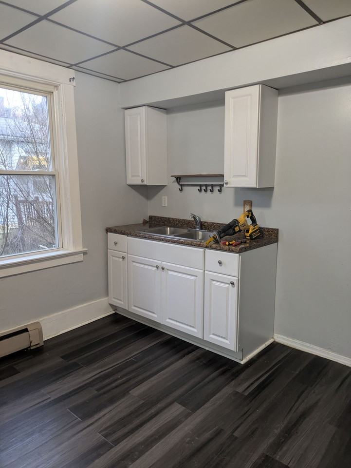 946 Beaver Rd #2 - Photo 2 of 4