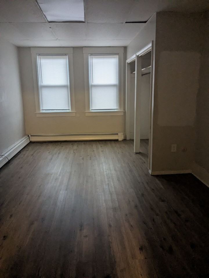 946 Beaver Rd #3 - Photo 4 of 5