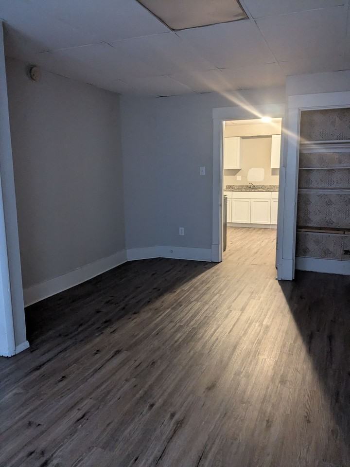 946 Beaver Rd #3 - Photo 5 of 5