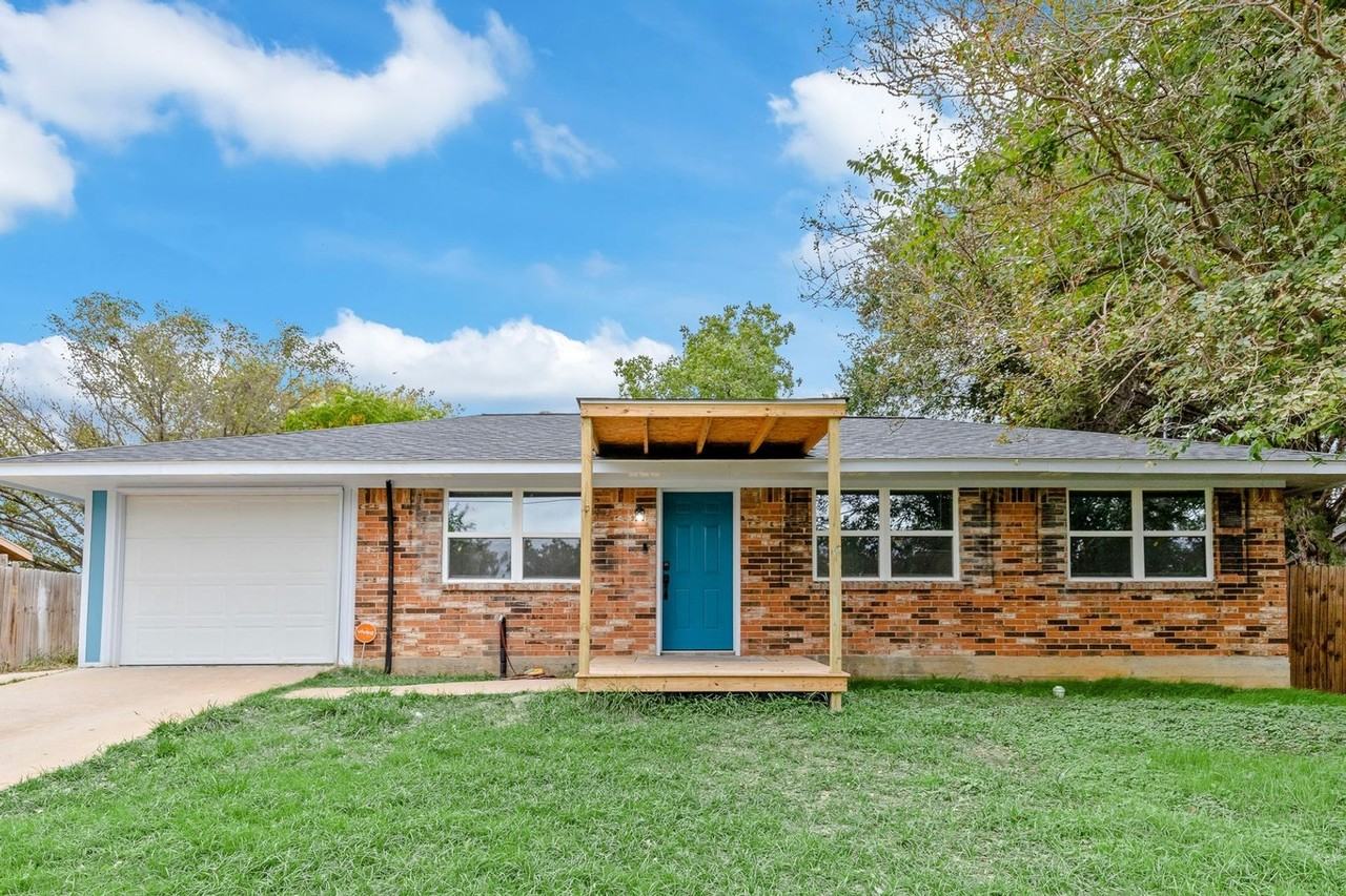 1401 Garrett St
