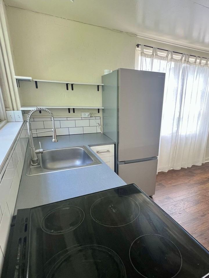 1 1649A 10th Avenue - Lower 1 Bed - Photo 3 of 16
