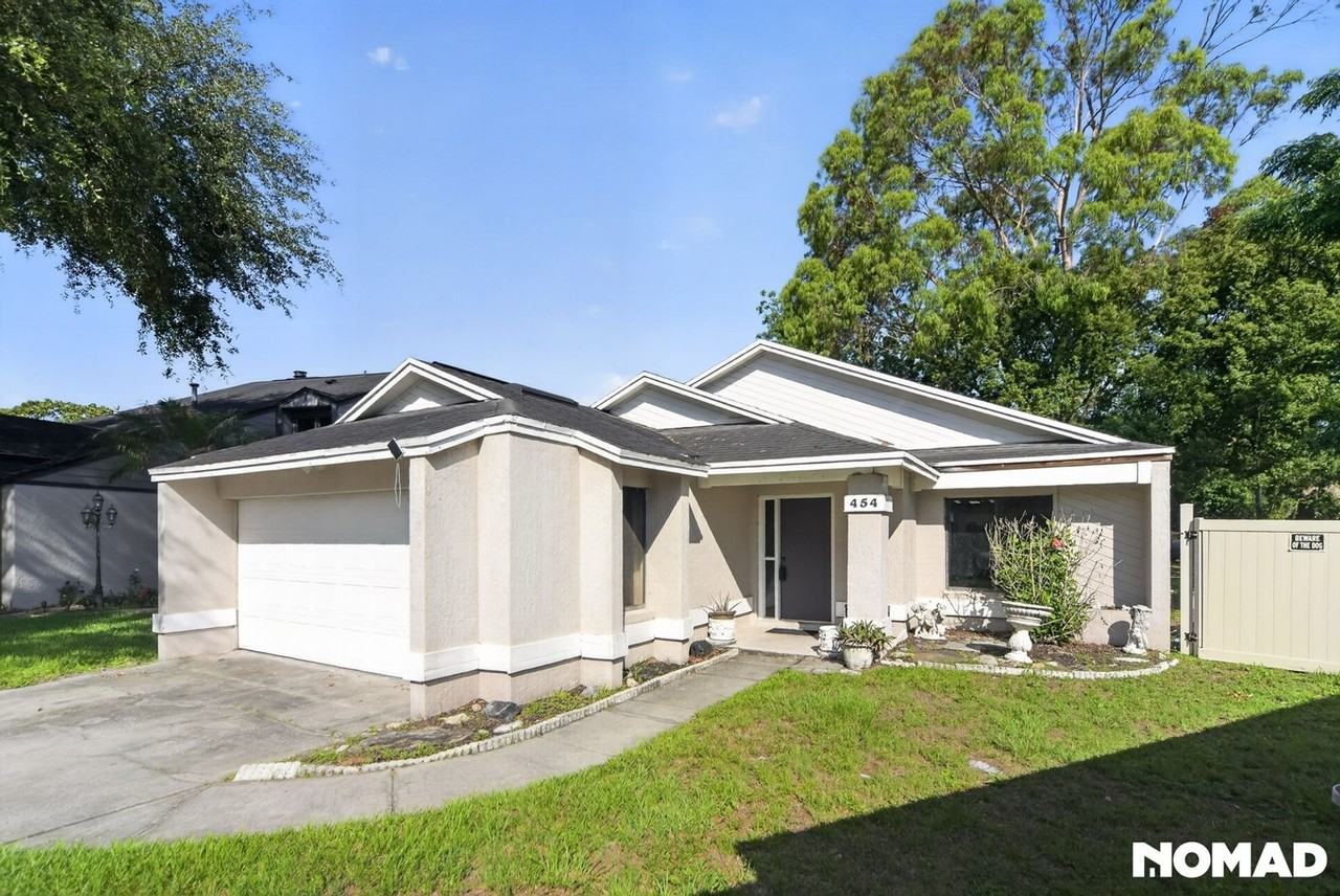 454 Loblolly Ln