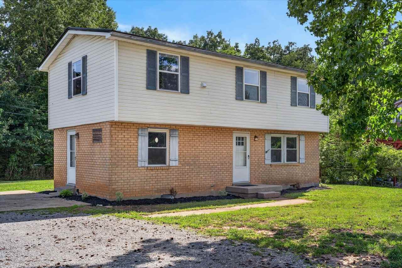 444 Appleton Dr - Photo 3 of 29