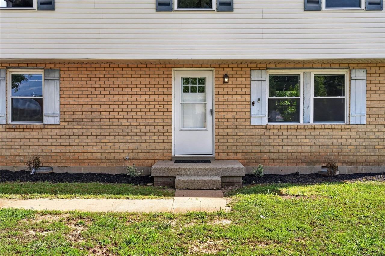 444 Appleton Dr - Photo 4 of 29