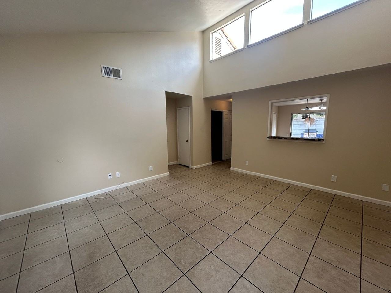 2104 Sharon Way - Photo 3 of 23