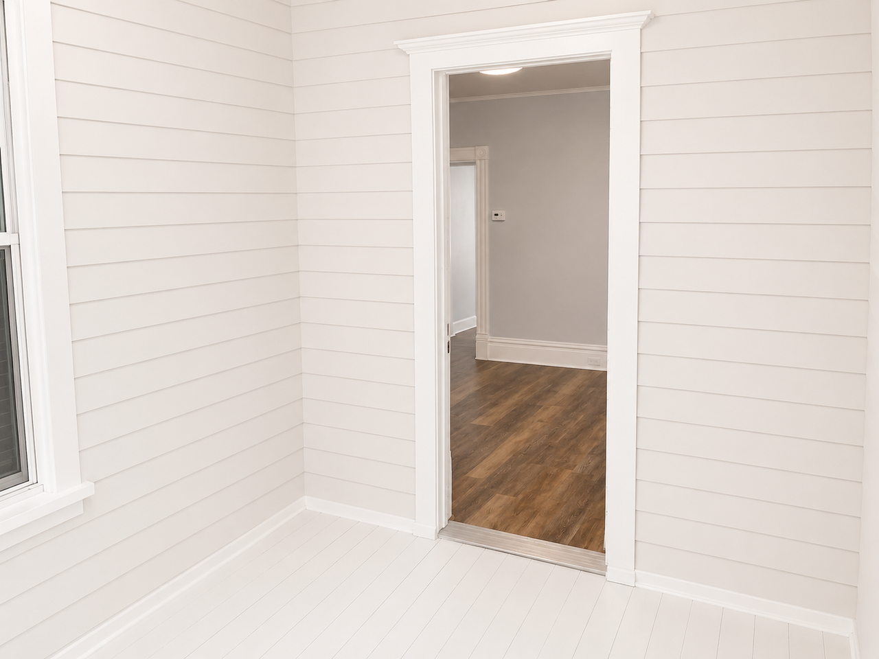 708 Coit Ave Ne - Photo 5 of 25
