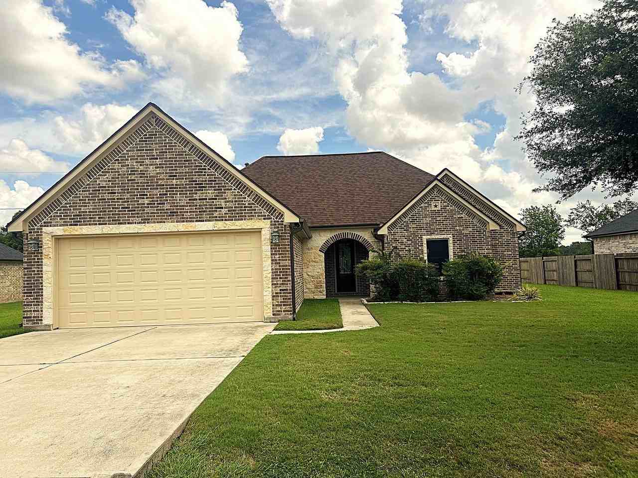 9723 Highland Pointe Dr - Photo 2 of 30