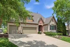 featured image of 10500 W 163rd St
