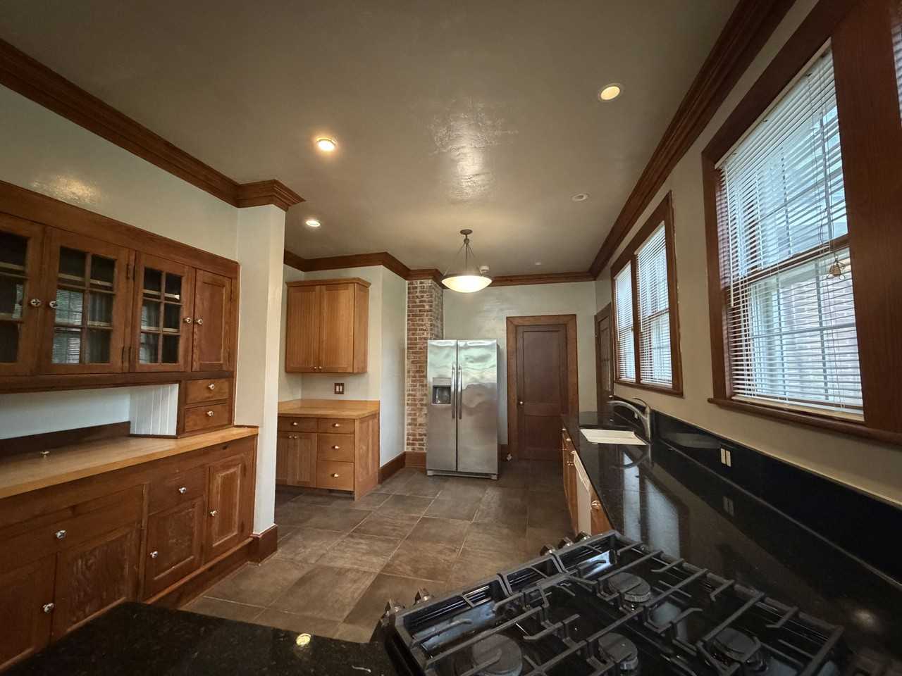 1012 Fitzpatrick Ave #NA - Photo 3 of 13