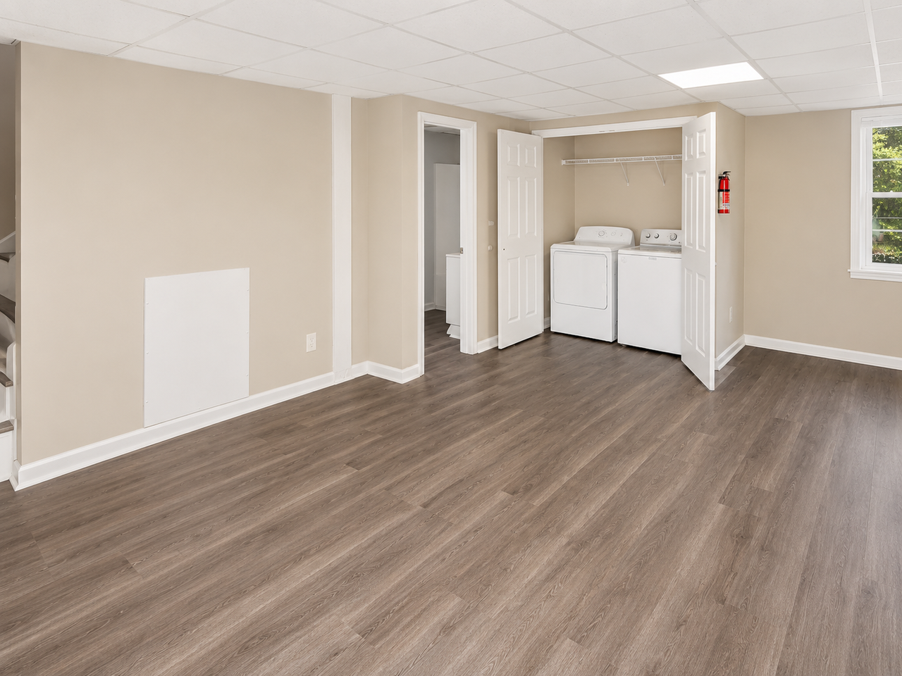 312 N Jefferson St Ne #1 - Photo 3 of 10