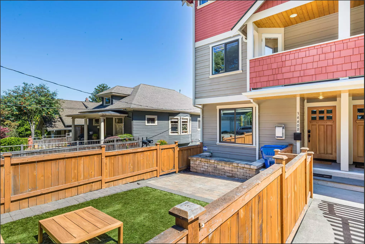 3440B 23rd Avenue West - Photo 5 of 24
