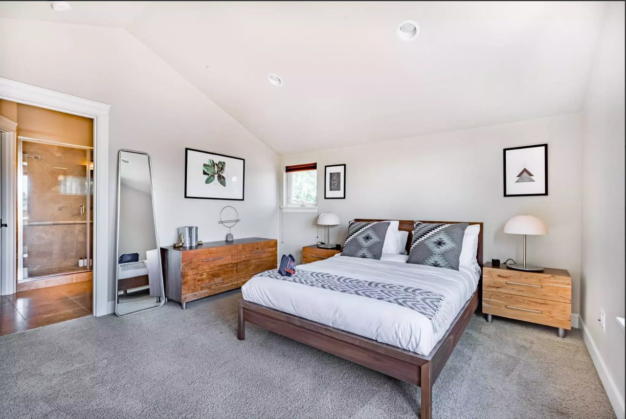 3440B 23rd Avenue West - Photo 6 of 24