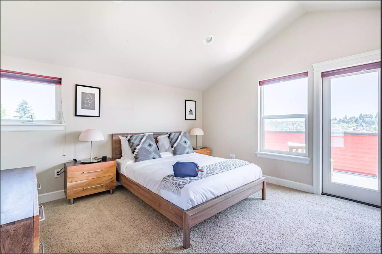 3440B 23rd Avenue West - Photo 7 of 24