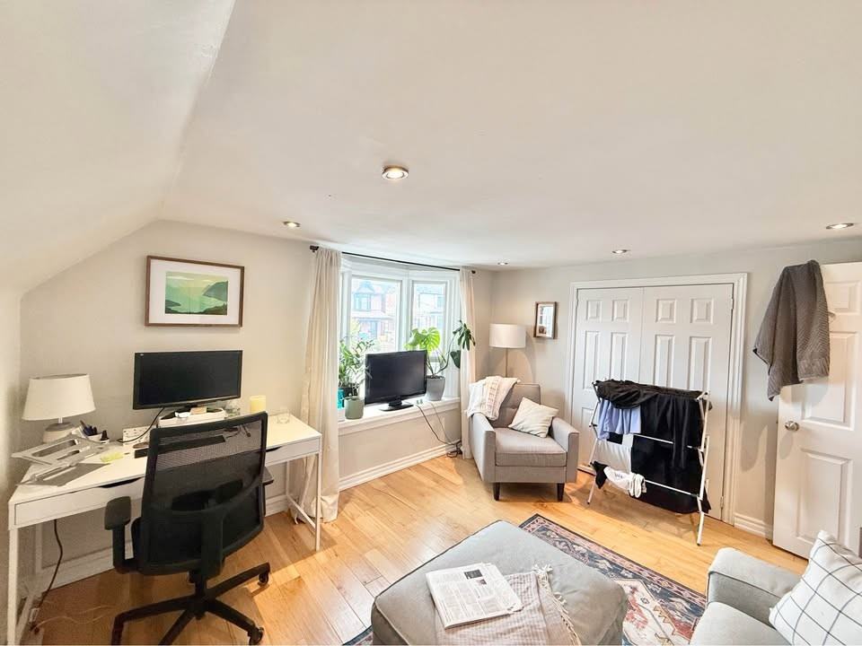 31 Conway Avenue #3 - Photo 5 of 7