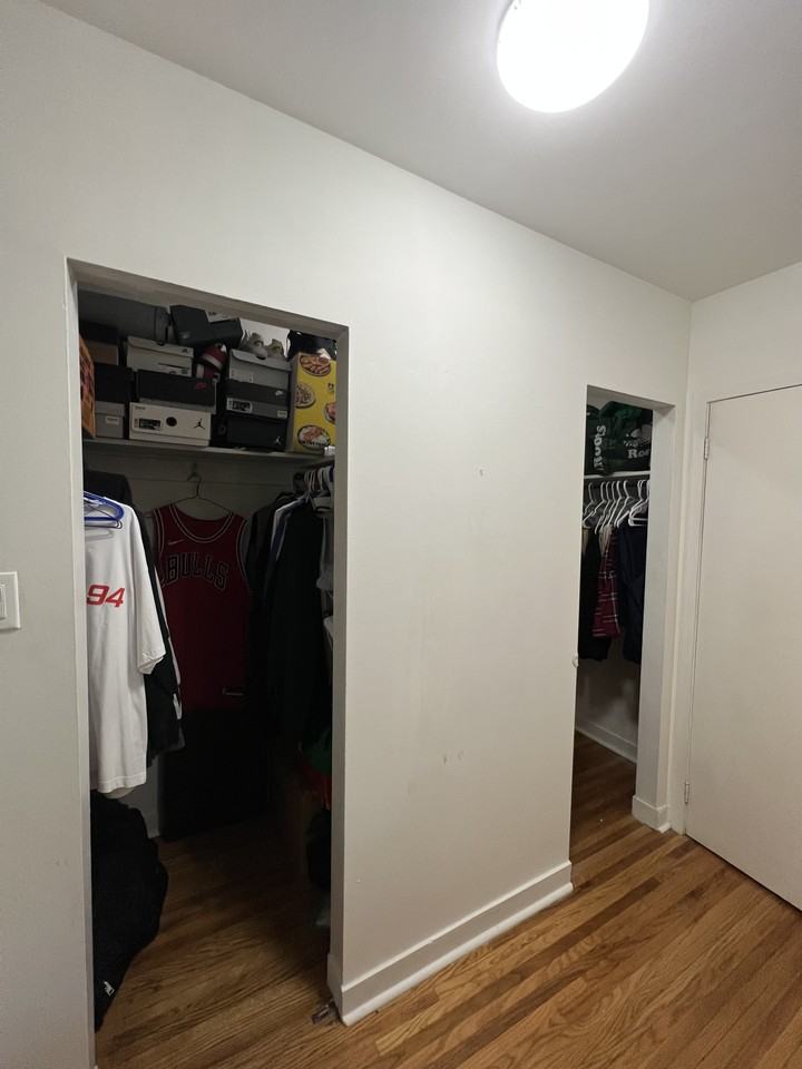 London Green Ct & Driftwood Ave - Photo 3 of 16