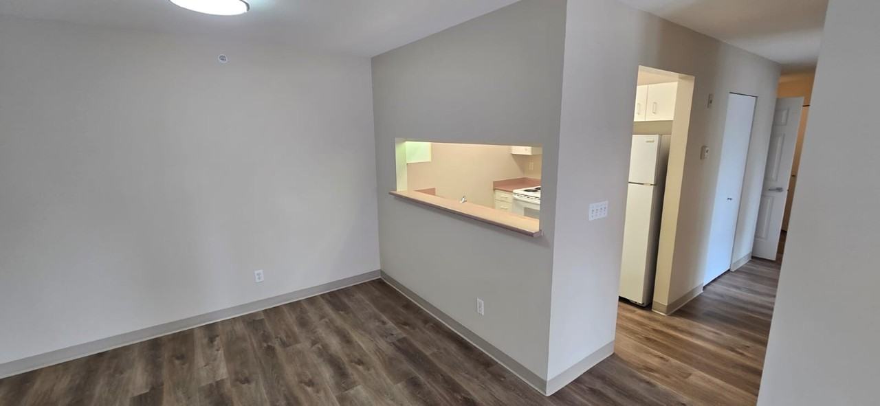 340 East Cordova Street #404 - Photo 2 of 11