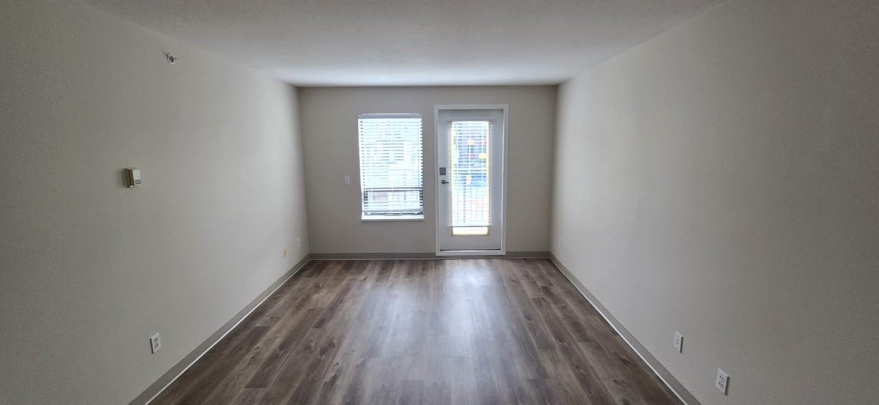 340 East Cordova Street #404 - Photo 3 of 11