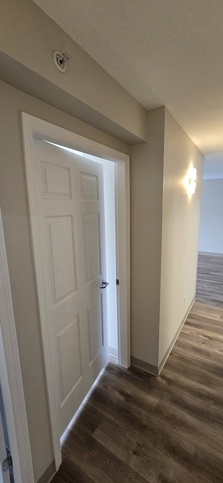 340 East Cordova Street #404 - Photo 4 of 11