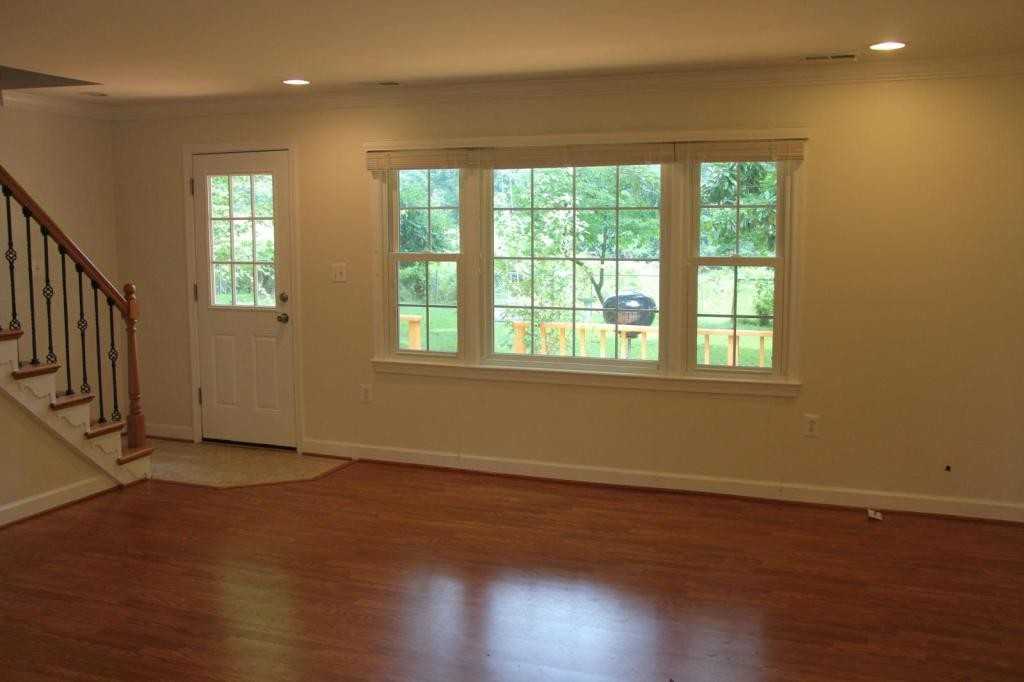 7723 Marthas Ln - Photo 5 of 16