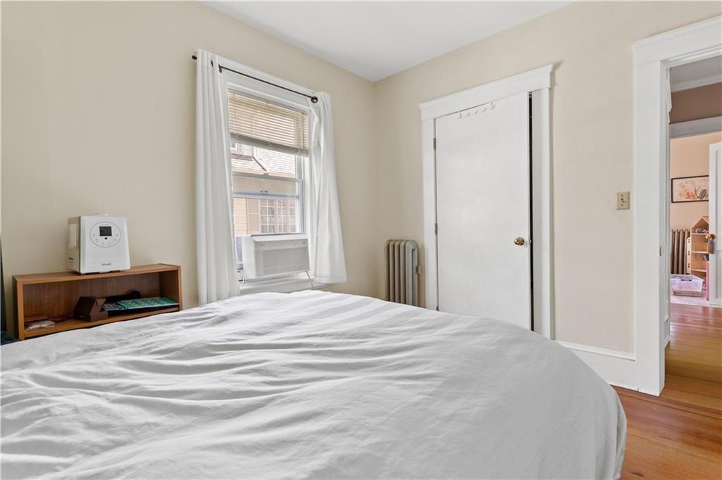 183 Narragansett St - Photo 7 of 19