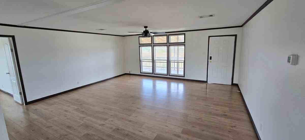 148 Sun View Rd - Photo 5 of 37