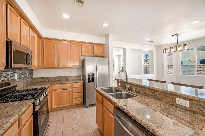80604 Tinsley Ave - Photo 2 of 26