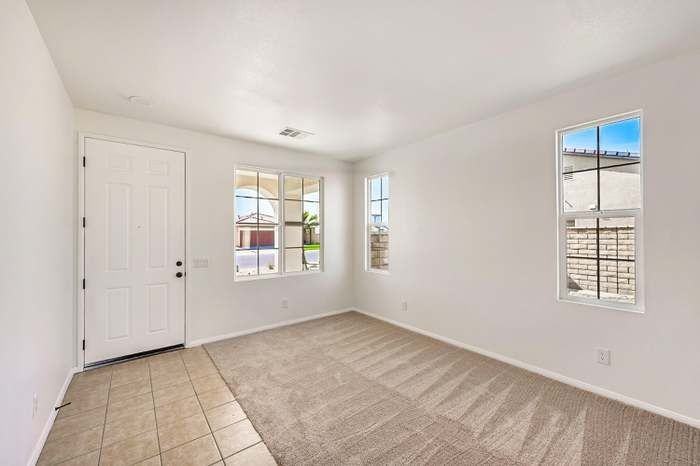 80604 Tinsley Ave - Photo 5 of 26