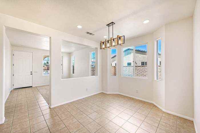 80604 Tinsley Ave - Photo 7 of 26