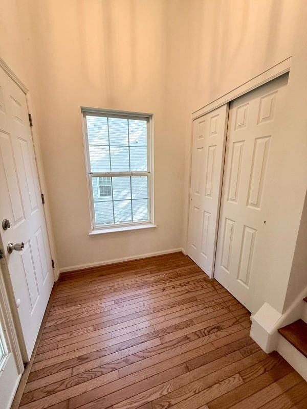 610 Brentwood Ct - Photo 4 of 49