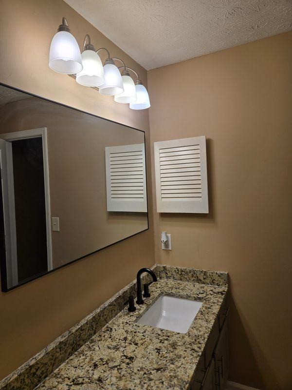 6090 Emerald Pointe Cir - Photo 7 of 11
