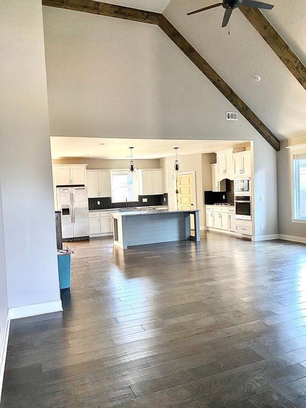 1411 Eureka Rd - Photo 3 of 27