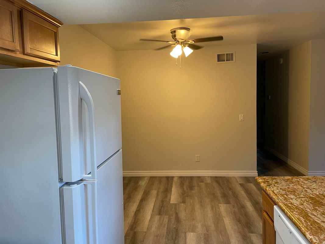 1114 W Blaine St ##205 - Photo 5 of 16