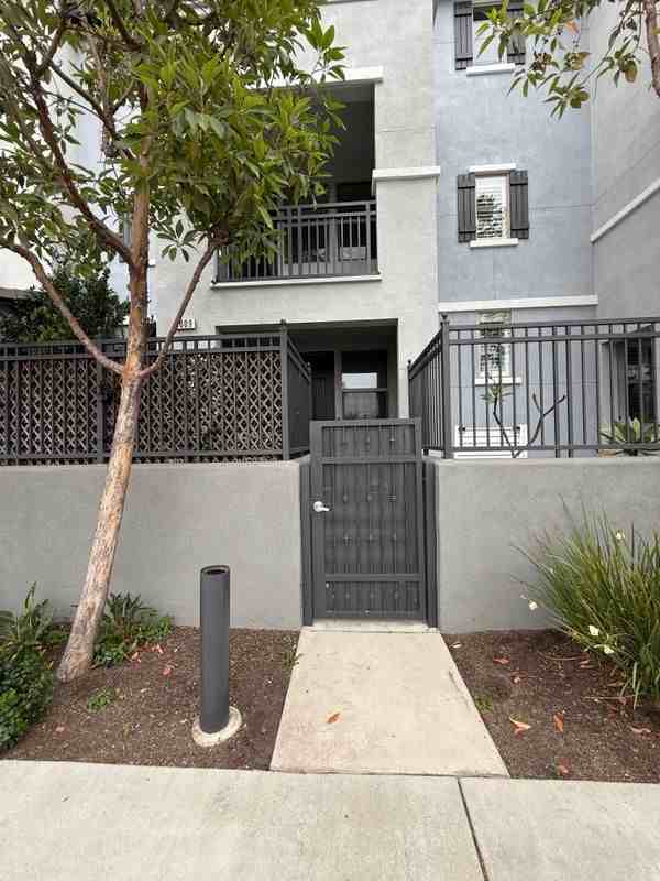 3009 E Pacific Coast Hwy - Photo 2 of 41