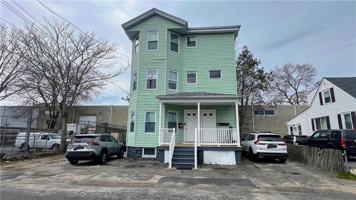 featured image of 86 1st Ave ##1
