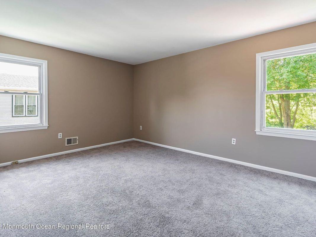 19A Emerald Dr - Photo 7 of 12