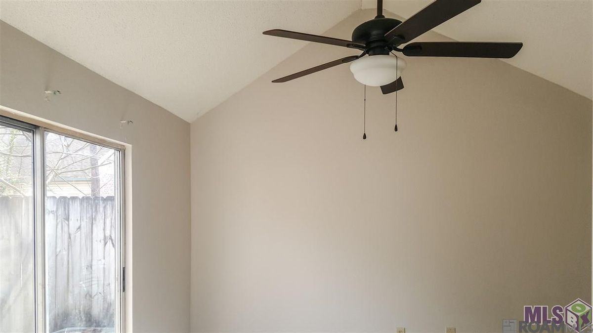 402 Lee Dr ##1c - Photo 5 of 8